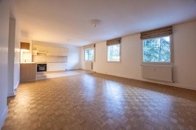 Appartement - 80 m² - 3 pièces