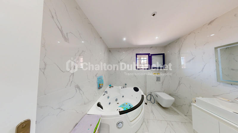 Maison - 128 m² - 5 pièces