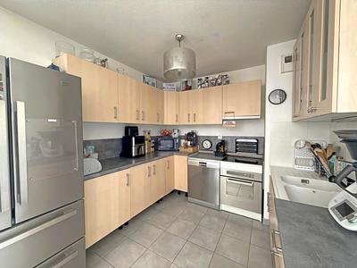 Appartement - 83 m² - 4 pièces