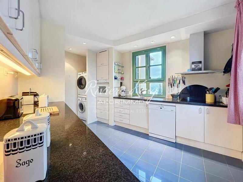 Penthouse - 125 m² - 4 pièces