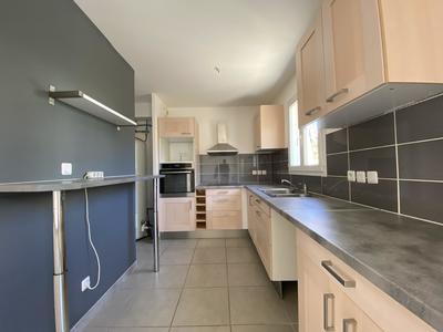 Maison - 75 m² - 4 pièces