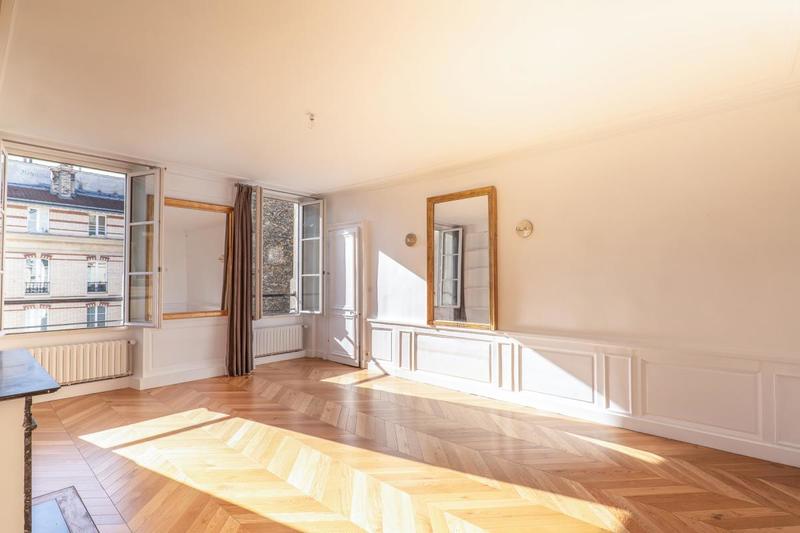Appartement - 117 m² - 6 pièces
