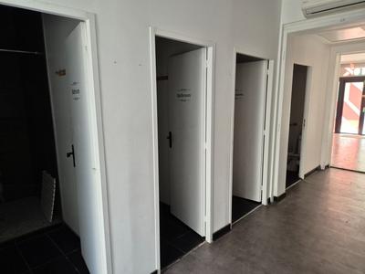 Local commercial - 220 m²