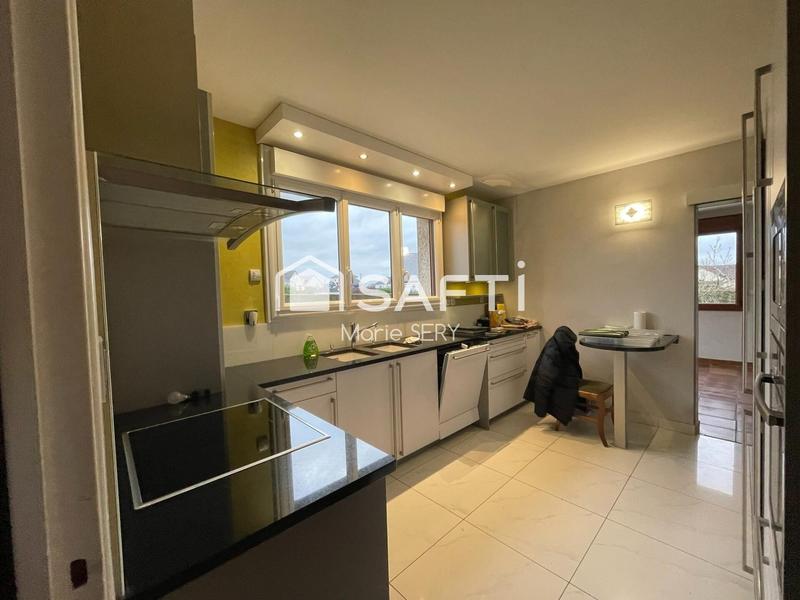 Maison - 152 m² - 5 pièces