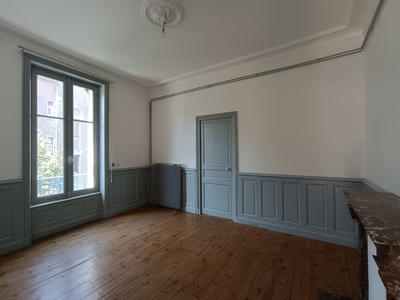 Appartement - 89 m² - 4 pièces