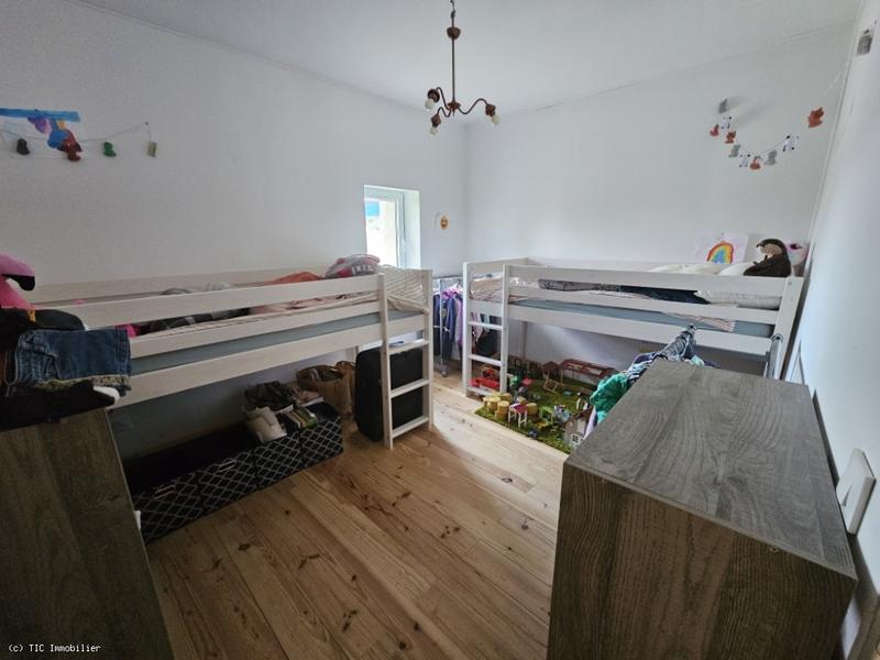 Propriété - 224 m² - 8 pièces