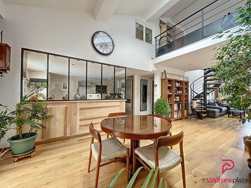 Maison - 139 m² - 6 pièces