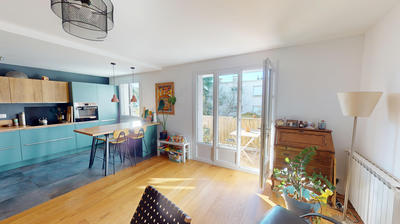 Appartement - 80 m² - 4 pièces