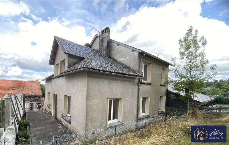 Maison - 139 m² - 7 pièces