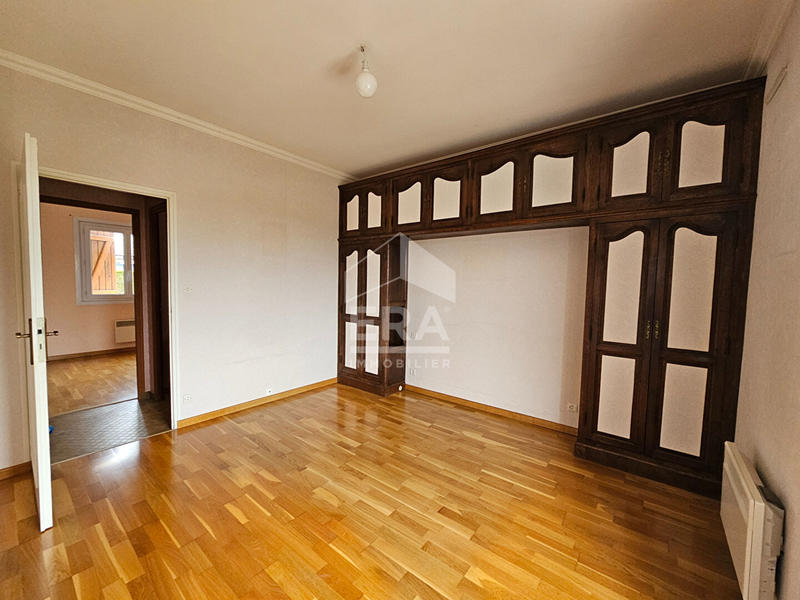 Maison - 89 m² - 5 pièces