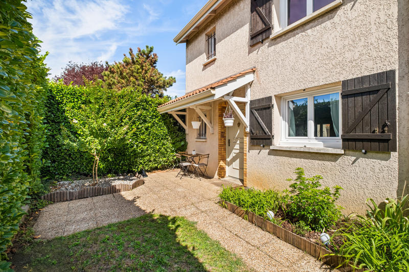 Maison - 83 m² - 4 pièces