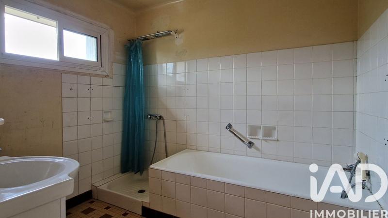 Maison - 98 m² - 5 pièces