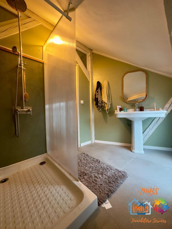 Appartement - 124 m² - 5 pièces