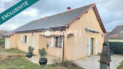Maison - 90 m² - 5 pièces