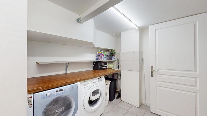 Loft - 160 m² - 4 pièces