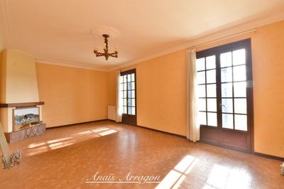 Propriété - 115 m² - 4 pièces