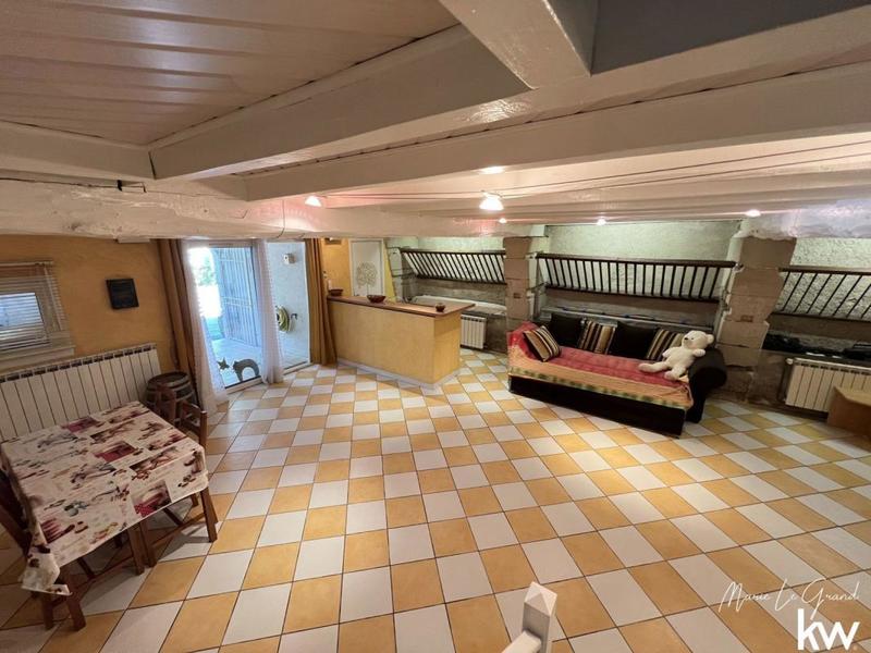 Maison - 175 m² - 6 pièces