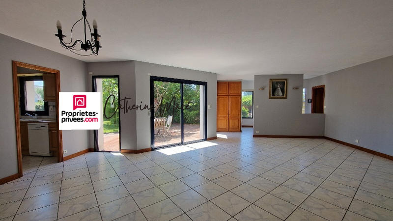 Maison - 170 m² - 8 pièces