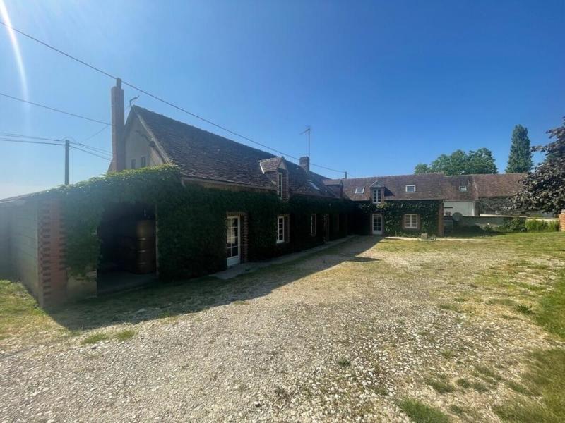 Maison - 150 m² - 9 pièces