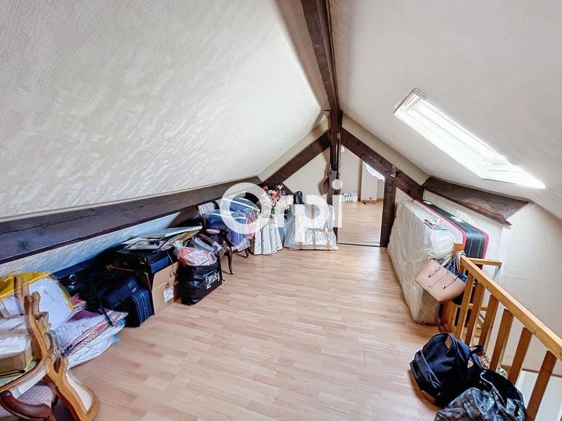 Maison - 143 m² - 6 pièces