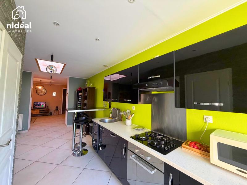 Maison - 106 m² - 7 pièces