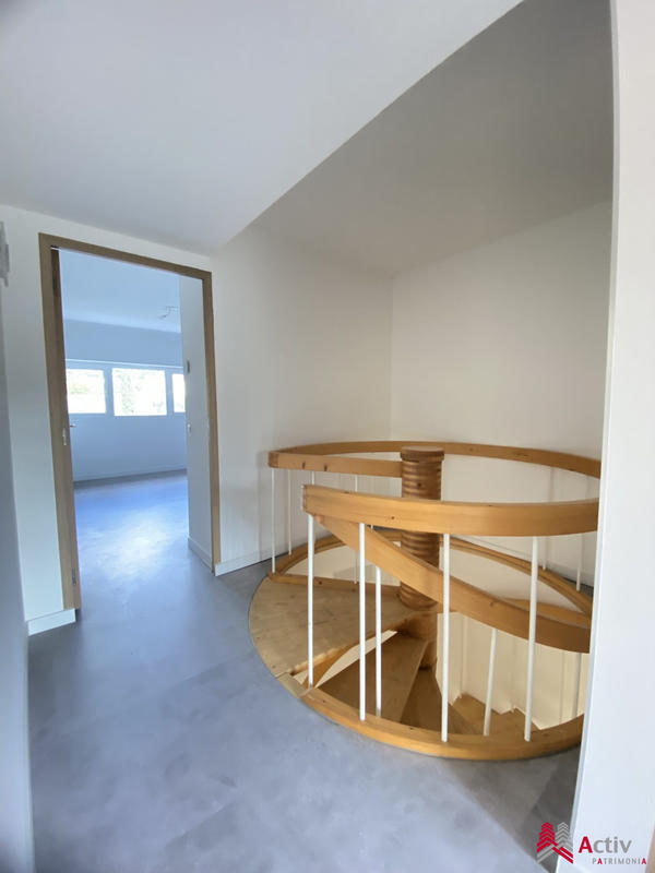 Appartement - 120 m² - 1 pièce