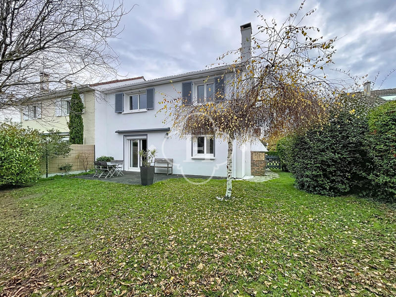 Maison - 145 m² - 7 pièces