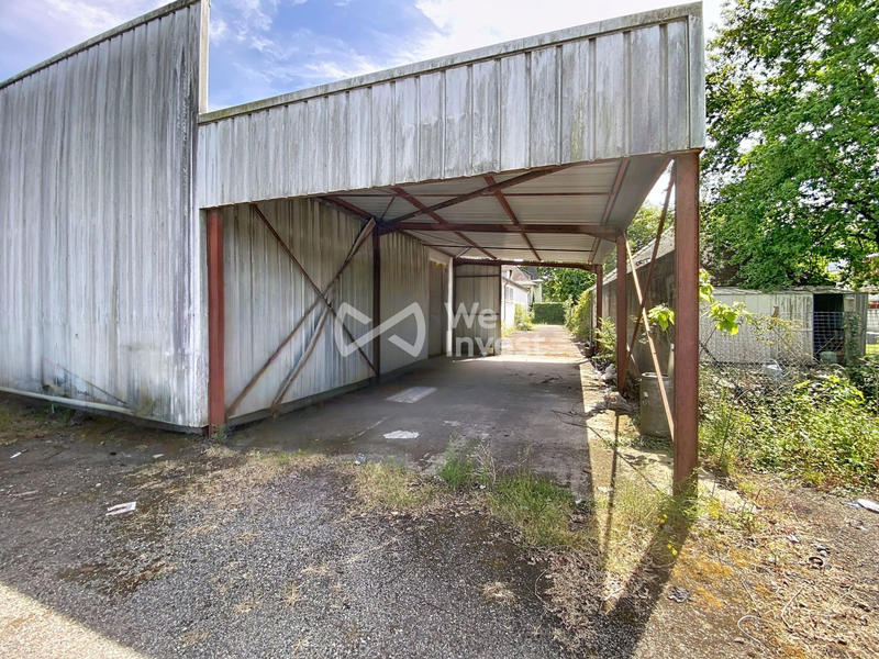 Local commercial - 1 900 m²