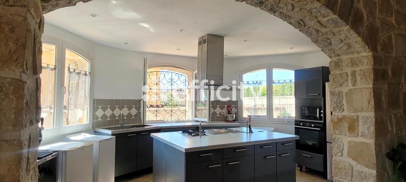 Maison - 185 m² - 6 pièces