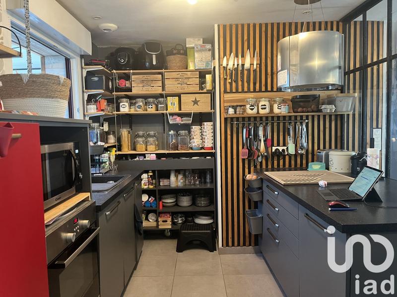 Maison - 90 m² - 5 pièces