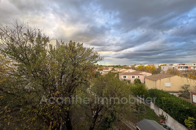 Appartement - 80 m² - 3 pièces