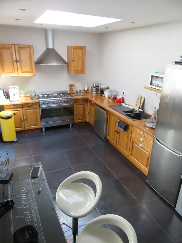 Maison - 90 m² - 5 pièces