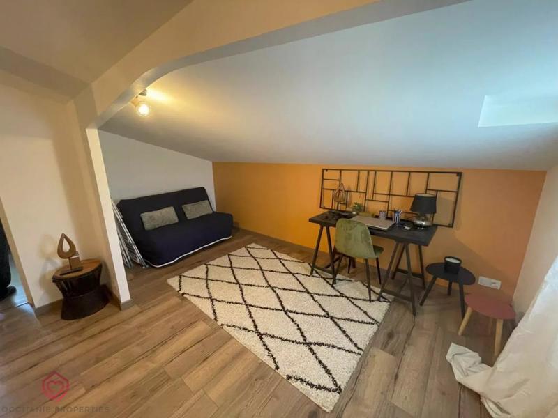 Maison - 163 m² - 8 pièces