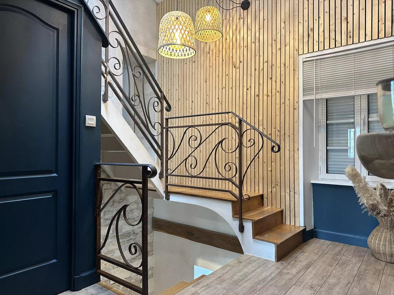 Maison - 304 m² - 10 pièces