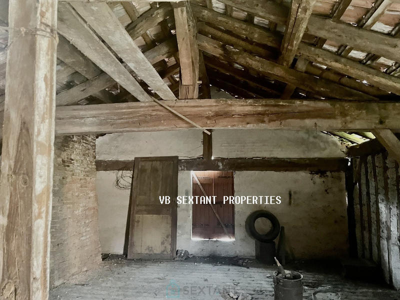 Maison - 300 m² - 9 pièces