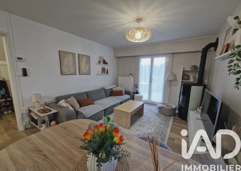 Maison - 87 m² - 5 pièces