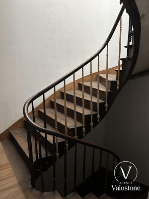 Appartement - 121 m² - 6 pièces