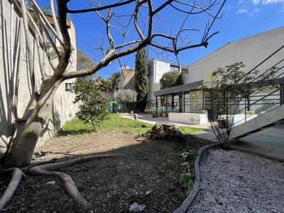 Appartement - 230 m² - 6 pièces