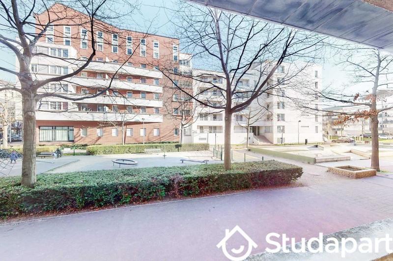 Chambre - 9 m² - 1 pièce