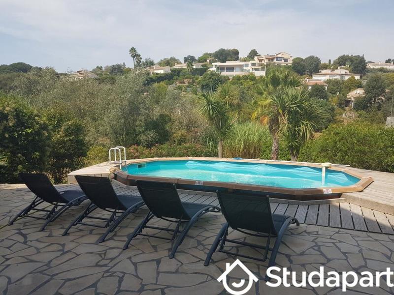 Appartement - 131 m² - 5 pièces