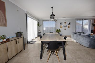 Maison - 180 m² - 6 pièces