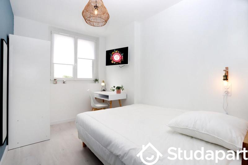 Chambre - 8 m² - 1 pièce