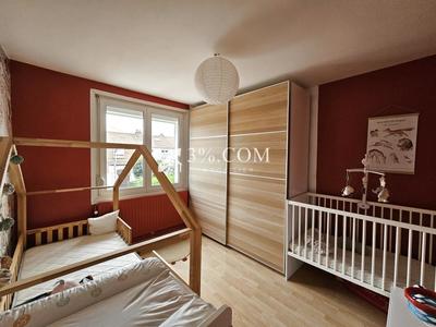 Maison - 81 m² - 5 pièces