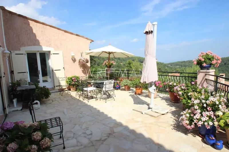 Villa - 167 m² - 5 pièces