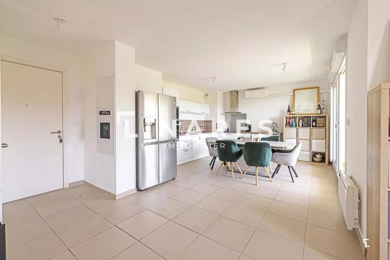 Appartement - 70 m² - 3 pièces