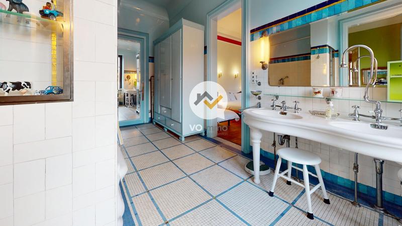 Château - 750 m² - 20 pièces