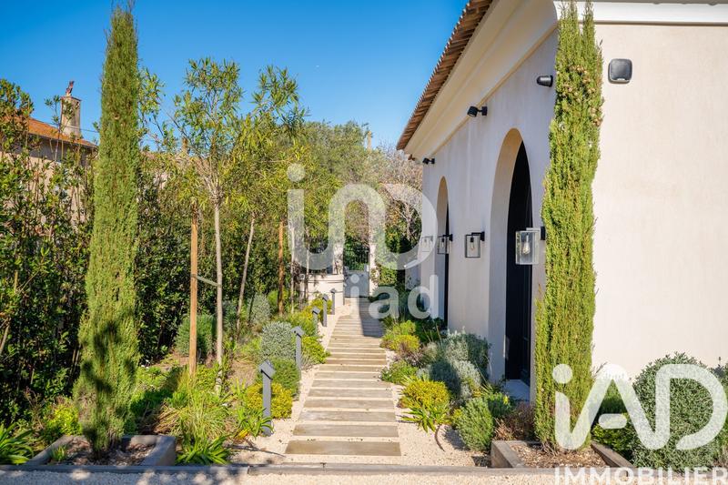 Maison de maîtres - 268 m² - 7 pièces