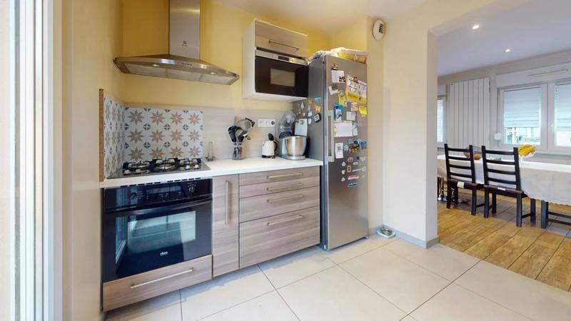 Maison jumelée - 85 m² - 4 pièces