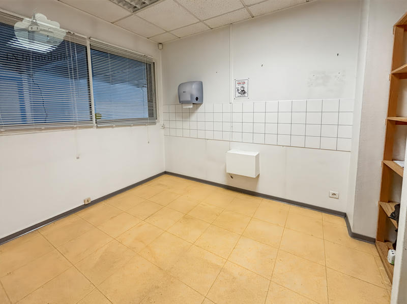 Local commercial - 177 m²