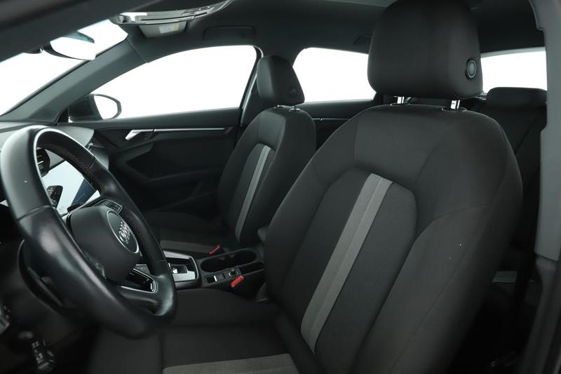 Audi A3 sportback 30 Tdi Design s tronic 7 116 ch